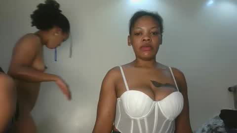 sexy_lyna online show from 02.18.26
