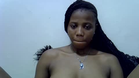 Snapshot of sexy_mayah64 chatting on 05.27.26 sexy_mayah64 online show from 05.27.26