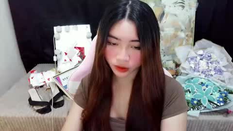Snapshot of sexy_mikaxoxo chatting on 05.28.26 mika online show from 05.28.26