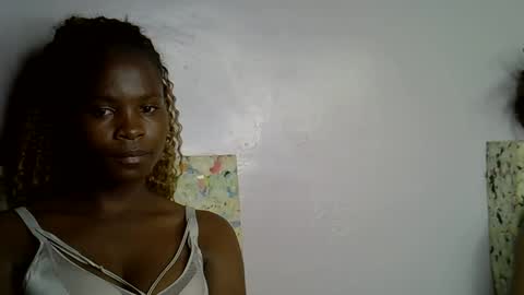 Snapshot of sexy_molyne chatting on 01.14.26 Molyne online show from 01.14.26