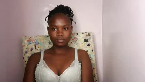 Snapshot of sexy_molyne chatting on 02.08.26 Molyne online show from 02.08.26