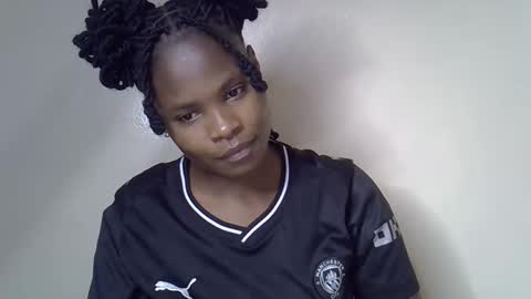 Snapshot of sexy_molyne chatting on 03.12.26 Molyne online show from 03.12.26