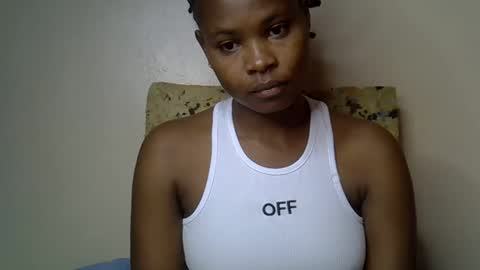 Molyne online show from 05.05.26