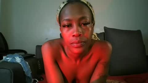 SEXY MOMAH online show from 06.18.26