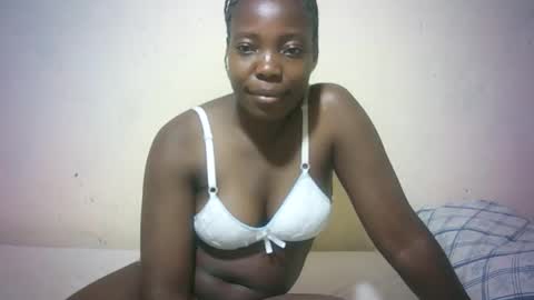 Snapshot of sexy_sandrah chatting on 12.03.25 sexy_sandrah online show from 12.03.25