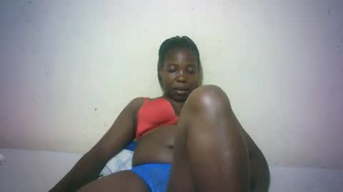 Snapshot of sexy_sandrah chatting on 12.04.25 sexy_sandrah online show from 12.04.25