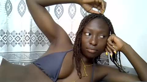 Snapshot of sexy_zola chatting on 07.27.26 Im Zola online show from 07.27.26