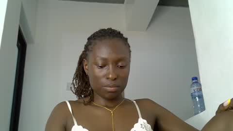 Snapshot of sexy_zola chatting on 07.28.26 Im Zola online show from 07.28.26