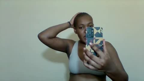 Snapshot of sexyapple2002 chatting on 03.04.26 sexyapple2002 online show from 03.04.26