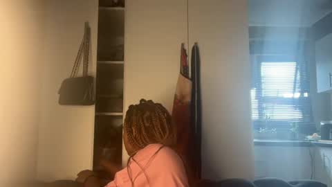 Snapshot of sexyasszeeee chatting on 03.01.26 sexyasszeeee online show from 03.01.26