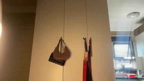 Snapshot of sexyasszeeee chatting on 03.27.26 sexyasszeeee online show from 03.27.26