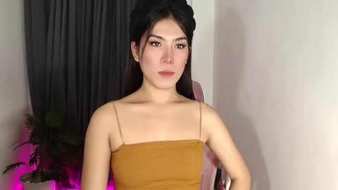 Lexie online show from 10.03.25