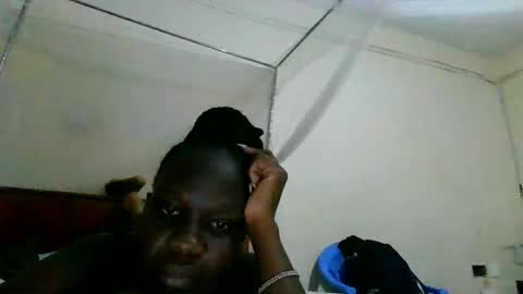 yvonne online show from 05.12.26