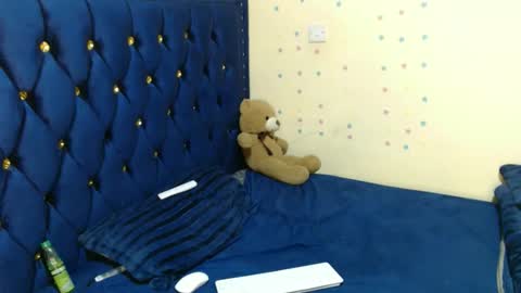 Snapshot of sexybilha483 chatting on 03.21.26 Sexybilha483 online show from 03.21.26