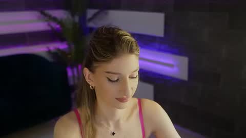 Snapshot of sexycelline chatting on 07.22.26 Celline online show from 07.22.26