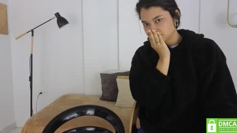 Snapshot of sexychanell_18 chatting on 01.13.26 chanell and yina online show from 01.13.26