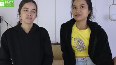 Snapshot of sexychanell_18 chatting on 02.08.26 chanell and yina online show from 02.08.26