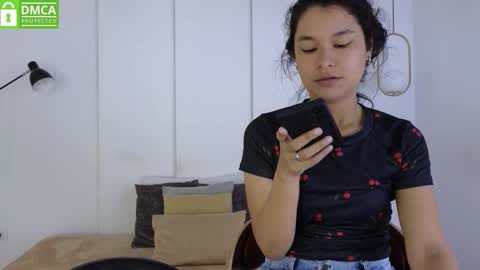 Snapshot of sexychanell_18 chatting on 02.15.26 chanell and yina online show from 02.15.26