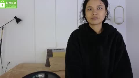 Snapshot of sexychanell_18 chatting on 03.15.26 chanell and yina online show from 03.15.26