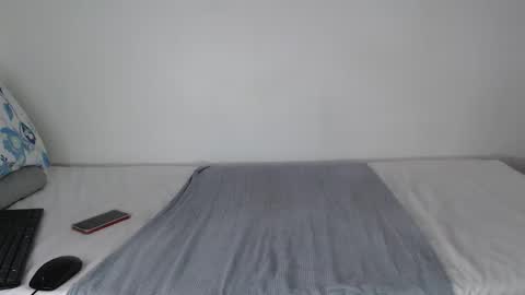 Snapshot of sexychill2000 chatting on 11.26.25 SEXYCHILL online show from 11.26.25