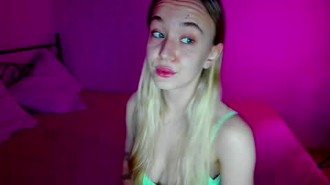 Sophia online show from 03.12.25