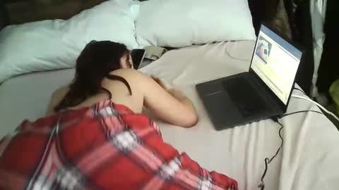 Sexycoochie online show from 11.17.25