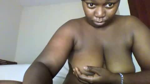 Snapshot of sexyebony7 chatting on 02.17.26 sexyebony7 online show from 02.17.26