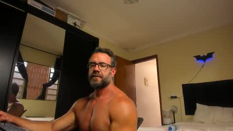 chris online show from 12.05.25