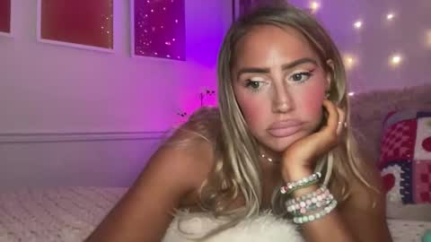 Ashley Love online show from 04.26.26