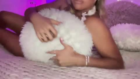 Snapshot of sexygoodvibebabe69 chatting on 06.18.26 Ashley Love online show from 06.18.26