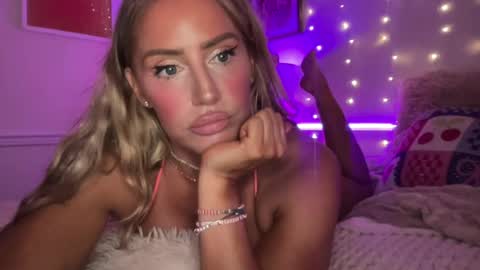 Ashley Love online show from 07.03.26