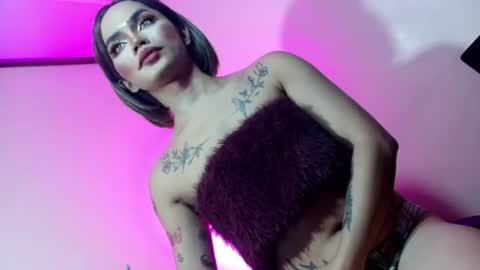 Snapshot of sexyhotbabe18 chatting on 06.30.26 sexyhotbabe18 online show from 06.30.26