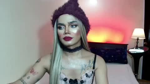 Snapshot of sexyhotbabe18 chatting on 07.23.26 sexyhotbabe18 online show from 07.23.26