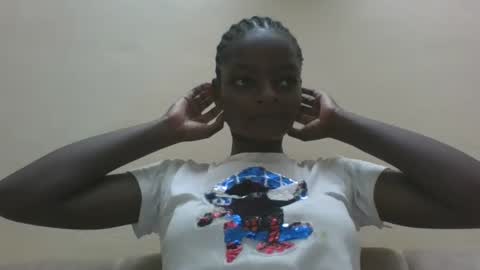 Snapshot of sexyhotgal23 chatting on 12.07.24 REBECCAH online show from 12.07.24