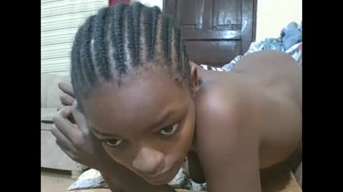 Snapshot of sexyhotgal23 chatting on 12.08.24 REBECCAH online show from 12.08.24