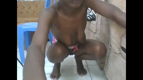 Snapshot of sexyhotgal23 chatting on 01.01.25 REBECCAH online show from 01.01.25