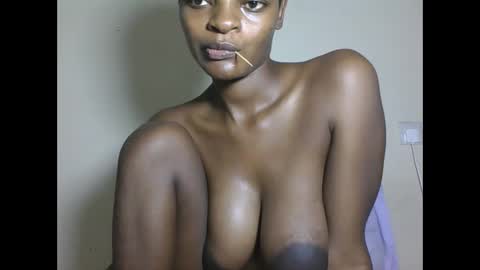 Snapshot of sexyhotgal23 chatting on 10.09.25 REBECCAH online show from 10.09.25