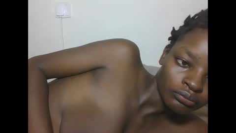 Snapshot of sexyhotgal23 chatting on 01.18.26 REBECCAH online show from 01.18.26