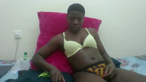 Snapshot of sexyhotgal4 chatting on 09.17.25 MARGARET online show from 09.17.25