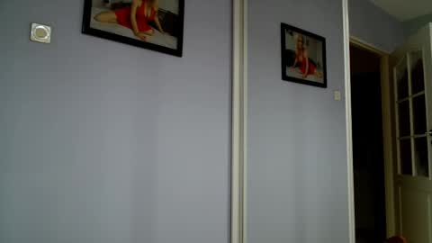 Jenny online show from 03.02.25