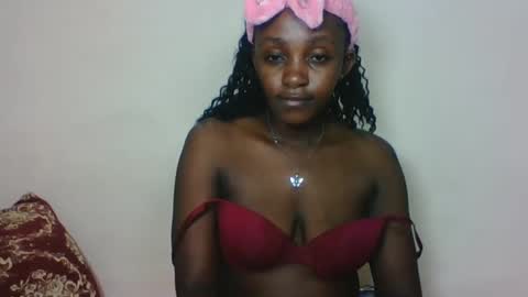 JOAN online show from 02.08.25