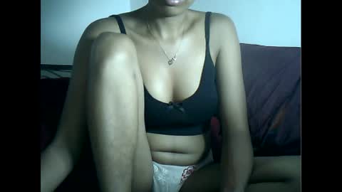 sexylarra12 online show from 02.22.25