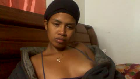 sexylarra12 online show from 06.01.26