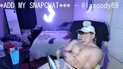 Snapshot of sexylax69 chatting on 01.15.25 sexylax69 online show from 01.15.25