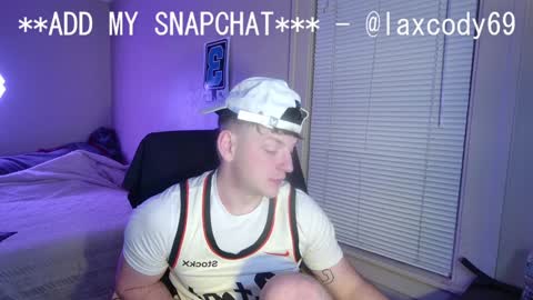 Snapshot of sexylax69 chatting on 01.28.25 sexylax69 online show from 01.28.25