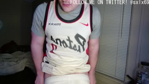 Snapshot of sexylax69 chatting on 02.06.25 sexylax69 online show from 02.06.25