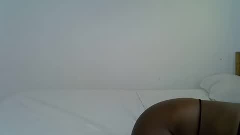 sexyleilah online show from 10.30.25