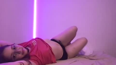 SexyLilBab3 online show from 01.24.25