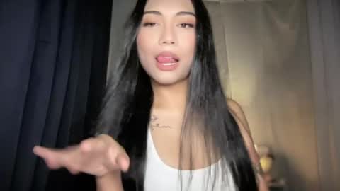 maxine online show from 06.06.26
