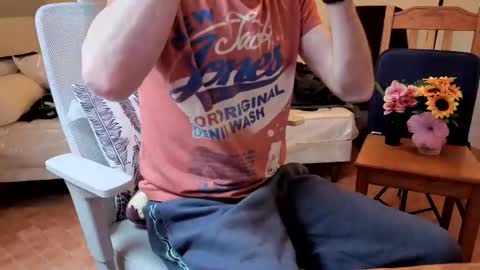 Snapshot of sexyman_fr chatting on 04.04.26 Vincent Vega online show from 04.04.26